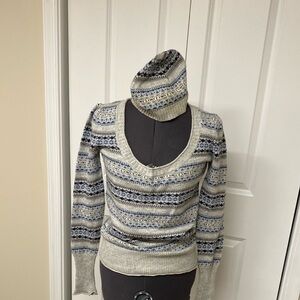 Patterned Gray and Blue Women's Sweater & Hat set